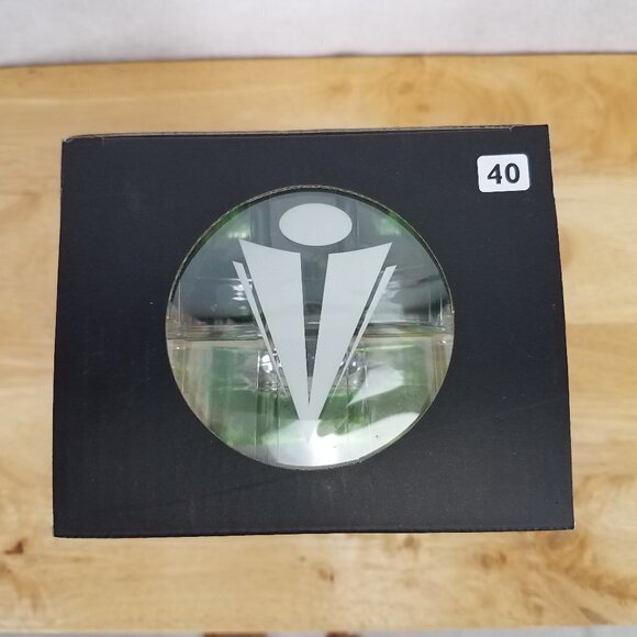 NEW Funko Vinyl Idolz #40 Batman 8" Figure Vinyl Collectible Superheroes - Picture 8 of 13